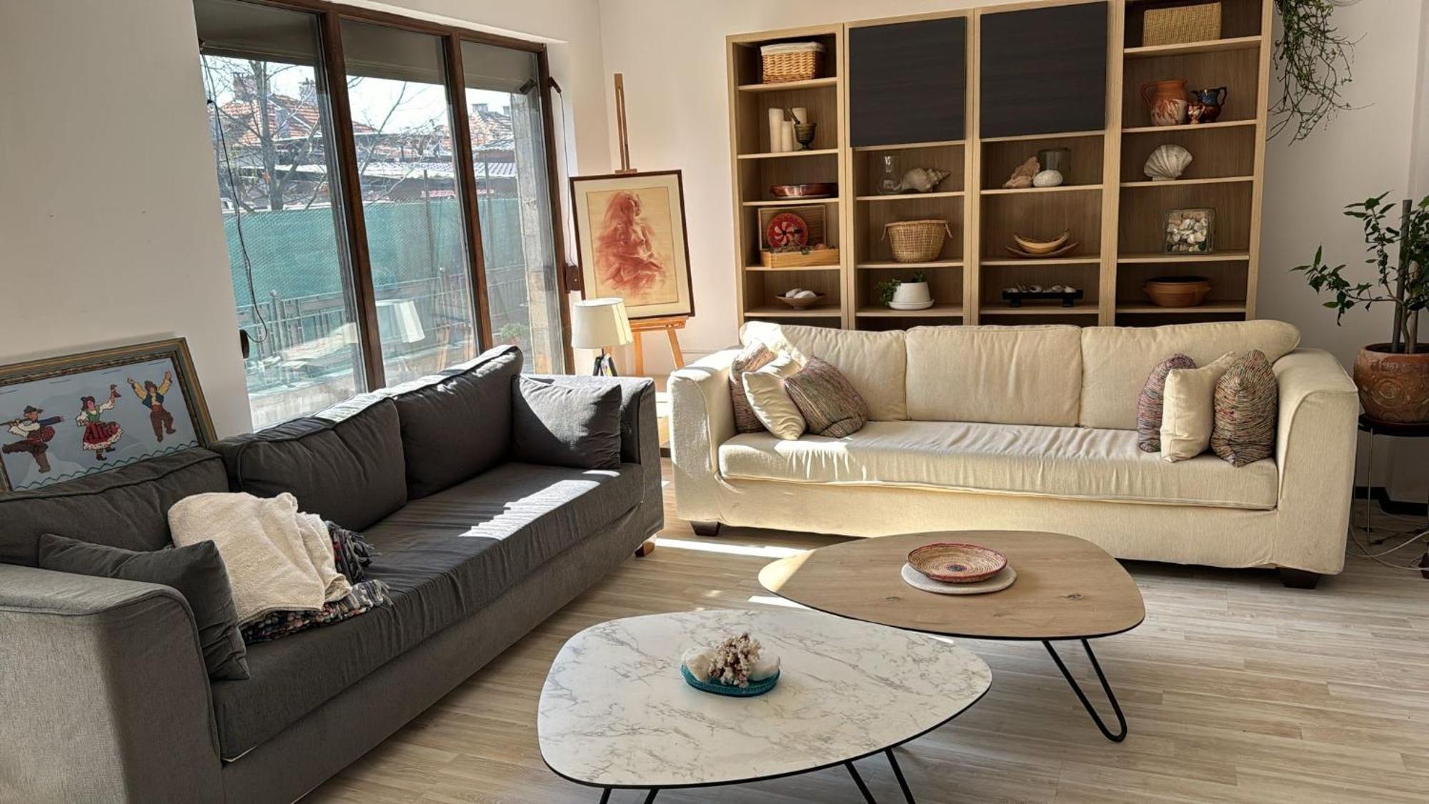 Kazanlak Large Guest House Apartment Near The Center With Full Kitchen & Dining Room, King Beds, Garden Patio, Free Parking & Self Check-In Exteriör bild