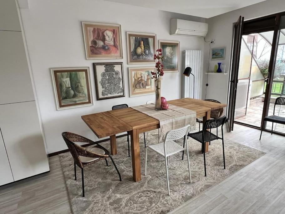 Kazanlak Large Guest House Apartment Near The Center With Full Kitchen & Dining Room, King Beds, Garden Patio, Free Parking & Self Check-In Exteriör bild